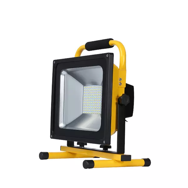 PROYECTOR LED DE EMERGENCIA RECARGABLE SMD 50W IP66 - Imagen 3